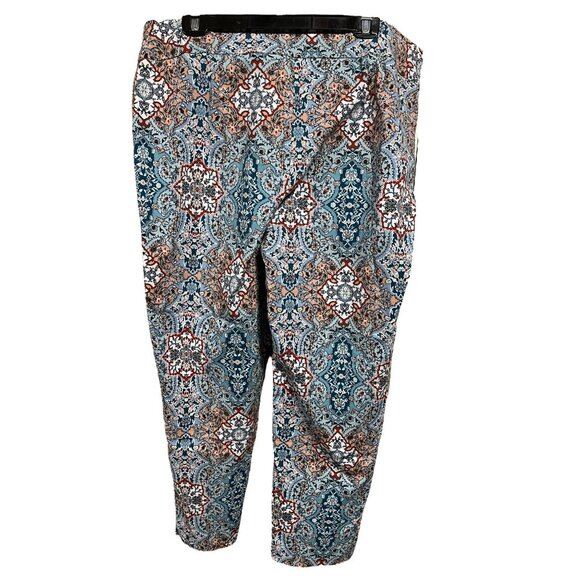 Chico's Lt. blue Pink Black Pattern Cropped Pants‎ - Picture 2 of 4